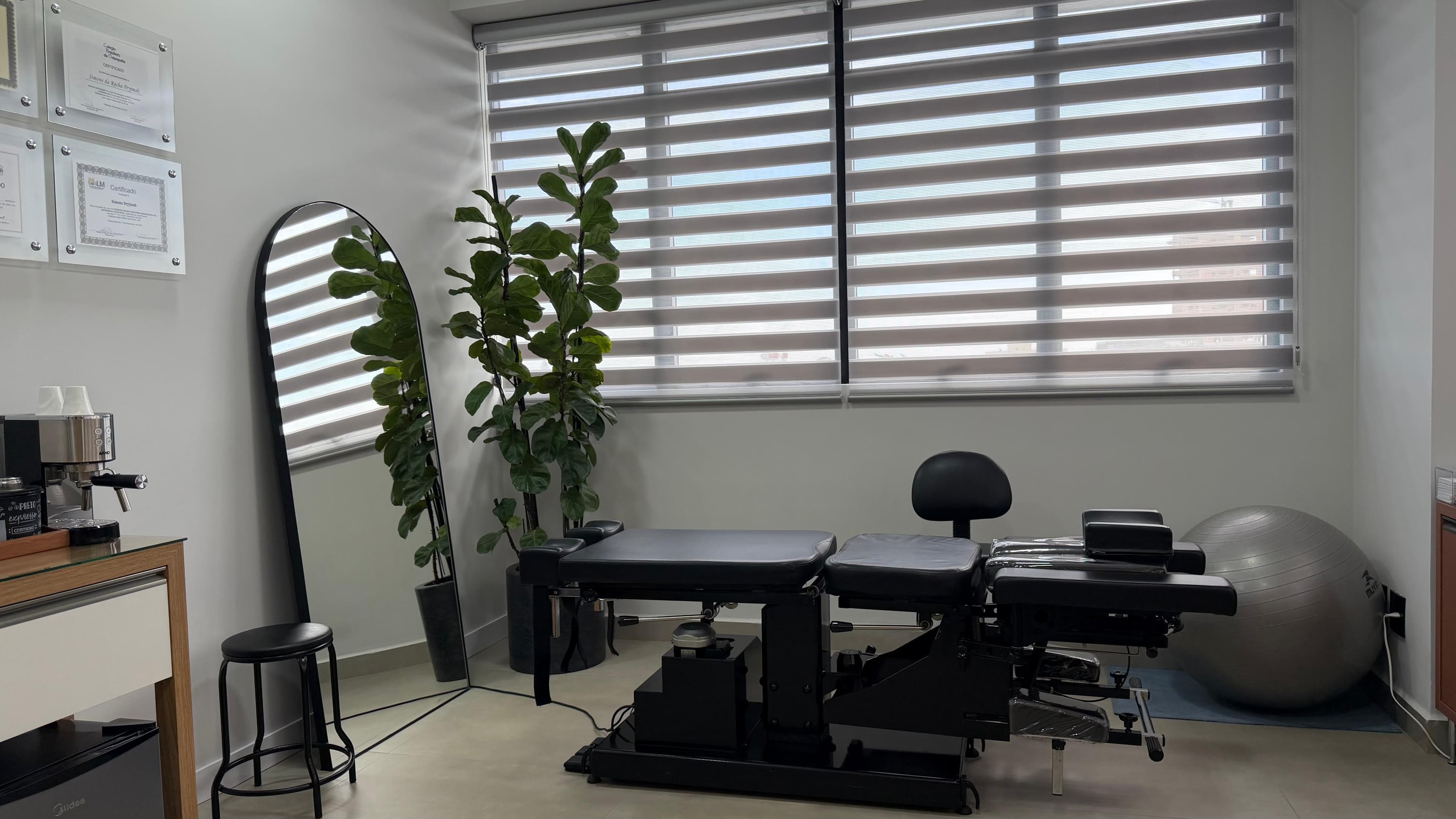 Sala de atendimento osteopático do consultório